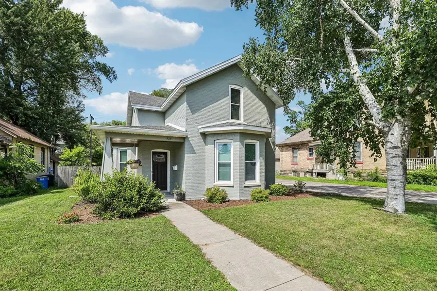 525 W Conant Street, Portage, WI 53901 - #2
