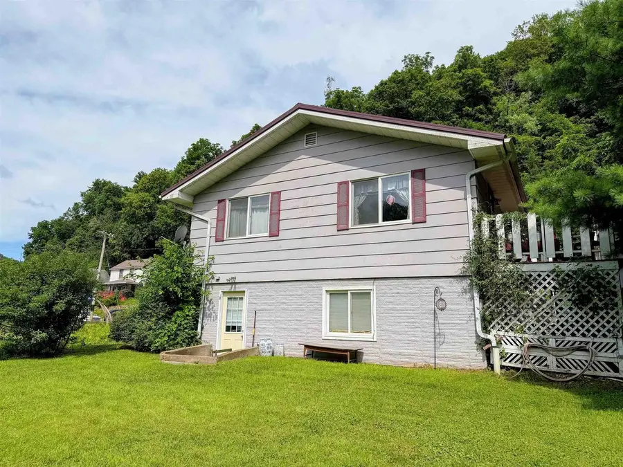 519 Ann Street, McGregor, IA 52157 - #3