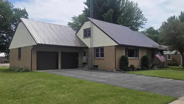 318 S Charles Street, Westfield, WI 53964