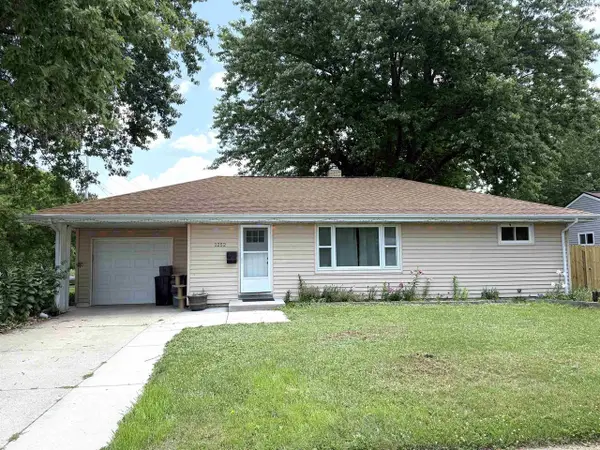 1252 N Martin Road, Janesville, WI 53545