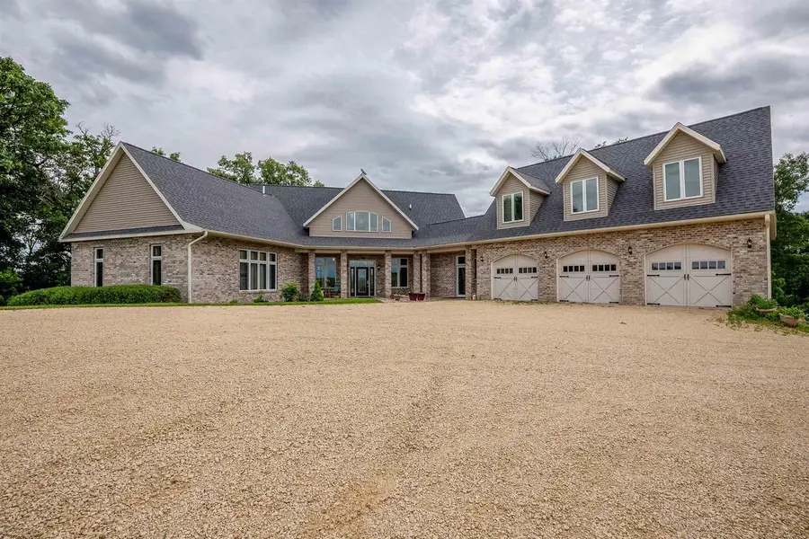 4526 County Q Road, Dodgeville, WI 53533 - #2