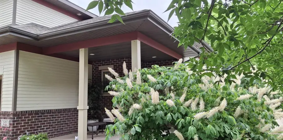 27 Windswept Way, Fitchburg, WI 53719 - #3