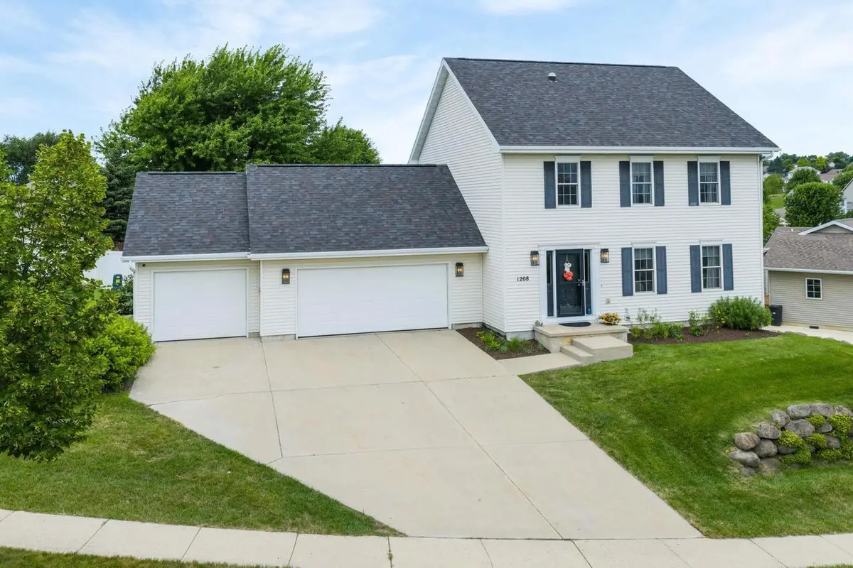 1208 Temple Drive, Mount Horeb, WI 53572 - #1