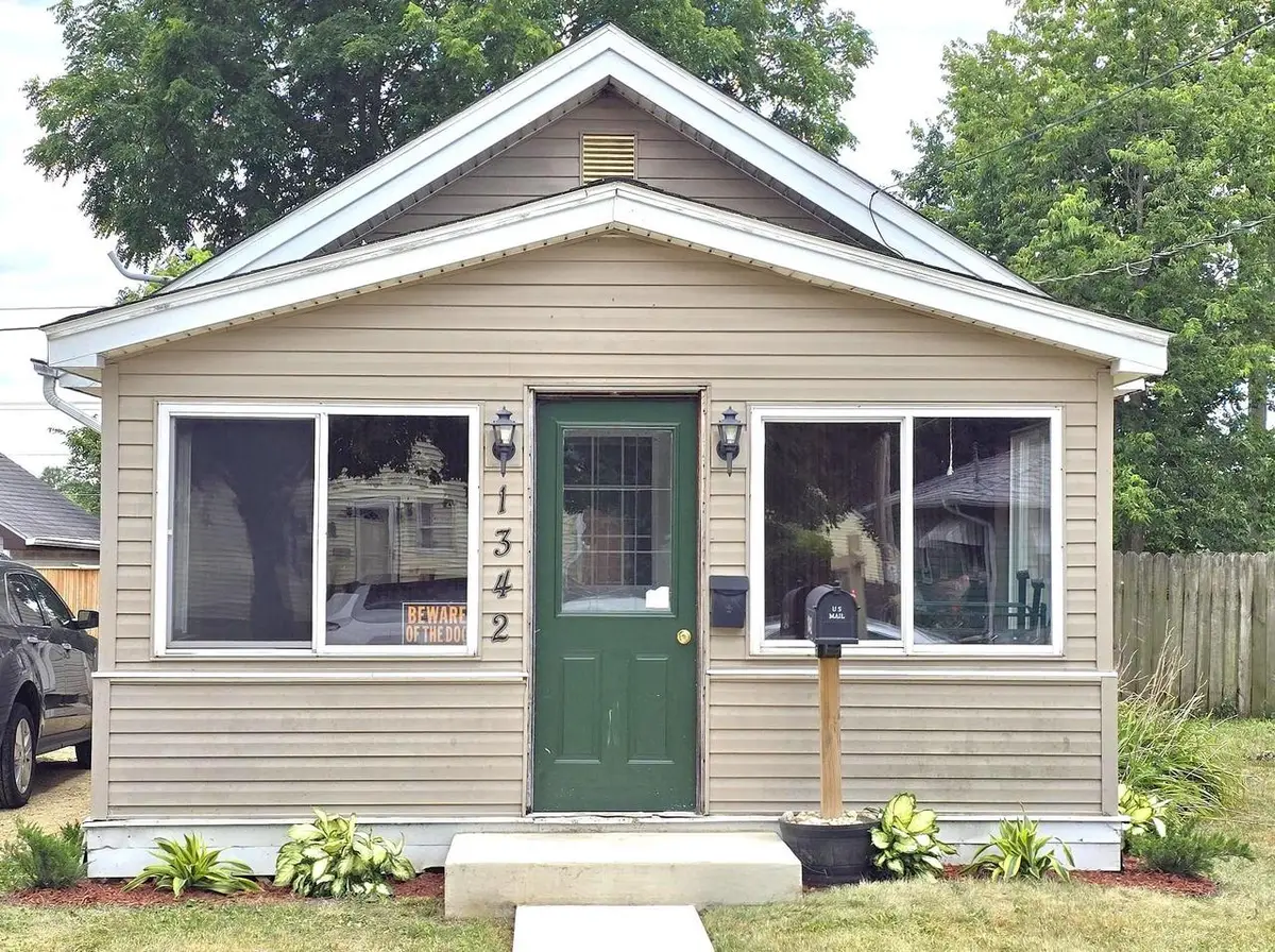 1342 Kenwood Avenue, Beloit, WI 53511 - #1