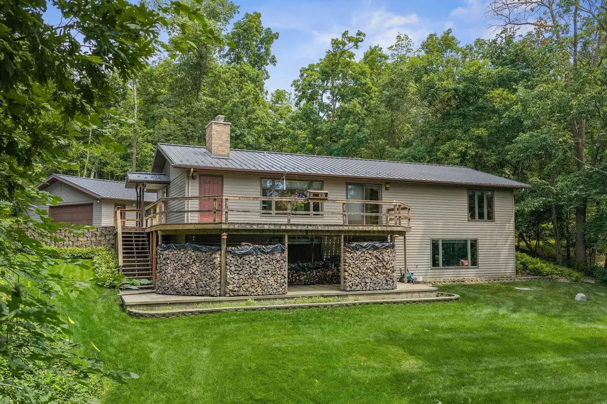 N8720 County Road CX, Portage, WI 53901 - #1