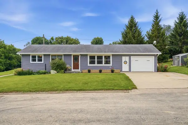 3857 North View Drive, Hazel Green, WI 53811