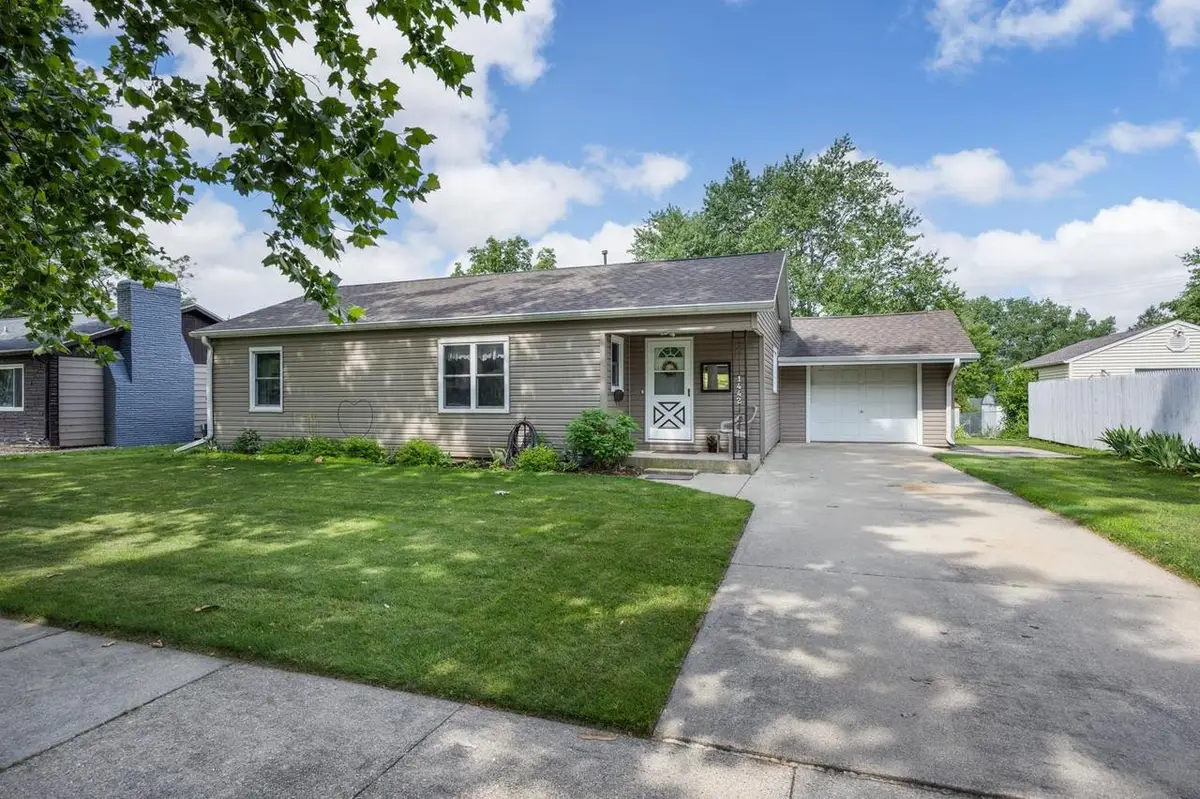 1442 S Marion Avenue, Janesville, WI 53546 - #1