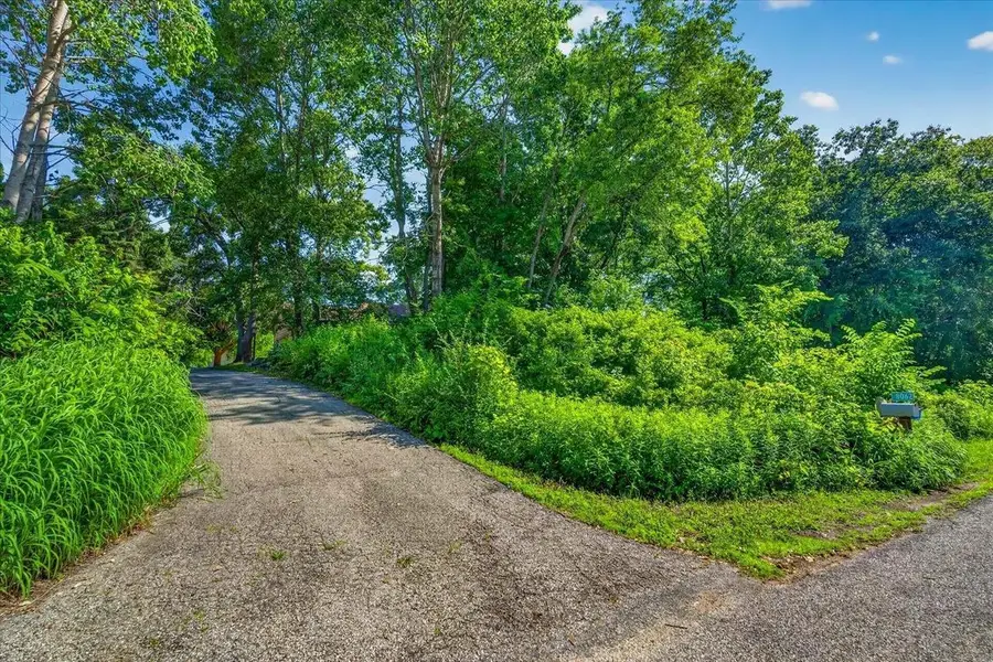 8062 Burr Oak Trail, Cross Plains, WI 53528 - #2