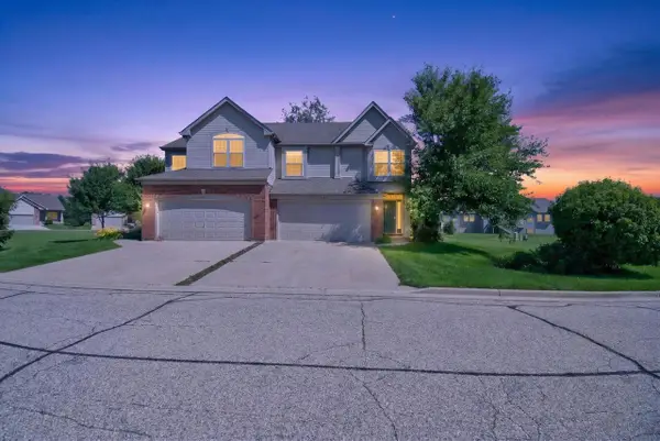 6582 Kristines Way, South Beloit, IL 61080