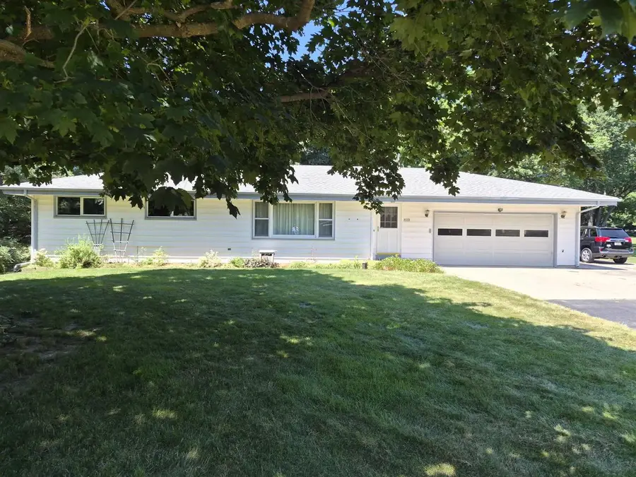 5133 N West Rotamer Road, Milton, WI 53563 - #2