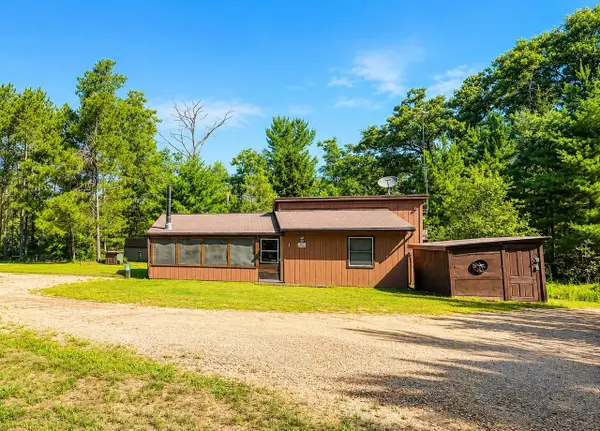 N7599 11th Avenue, New Lisbon, WI 53950