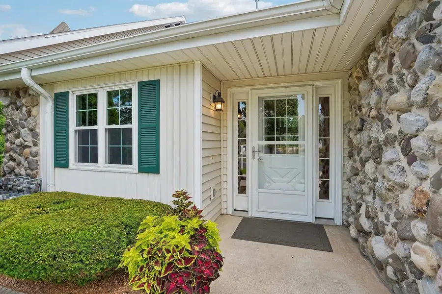 5652 Steeplechase Drive, Waunakee, WI 53597 - #3