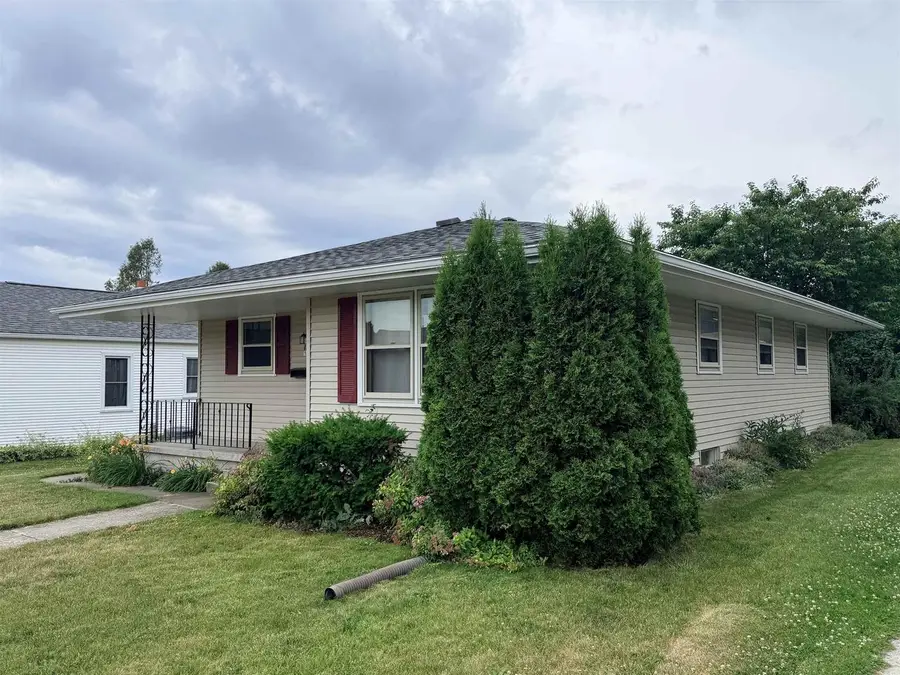 1805 Elm Avenue, Sheboygan, WI 53081 - #3