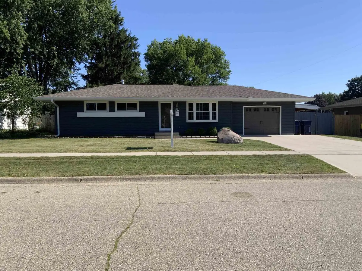 2017 Crestview Street, Janesville, WI 53546 - #1