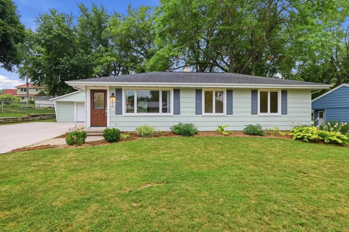 406 E Verleen Avenue, Waunakee, WI 53597 - #1