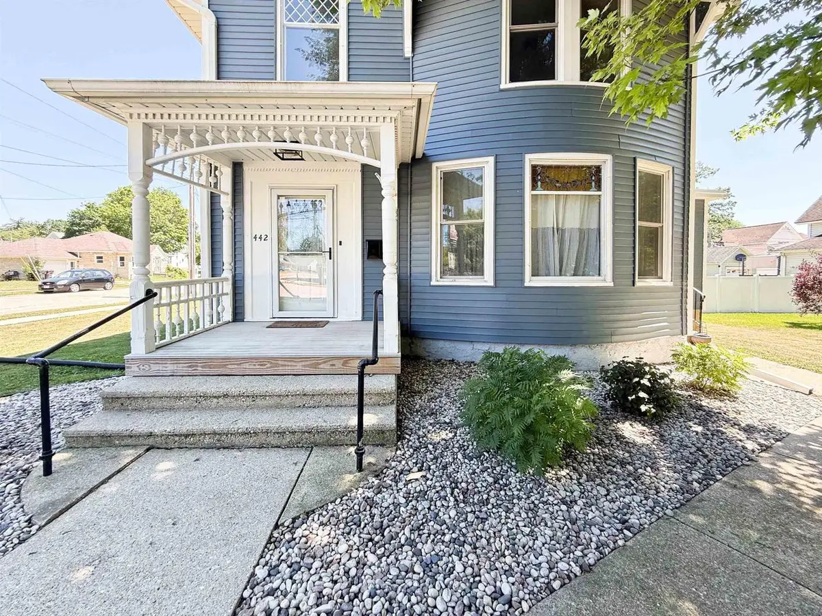 442 N Monroe Street, Waterloo, WI 53594 - #1