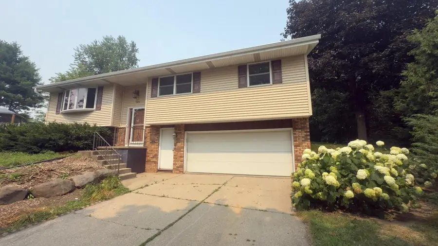 2413 Stuart Court, Madison, WI 53704 - #2