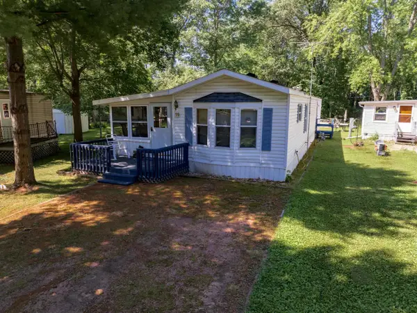 19 Quail Walk, Mauston, WI 53948