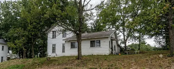 202 W Elroy Street, Elroy, WI 53929