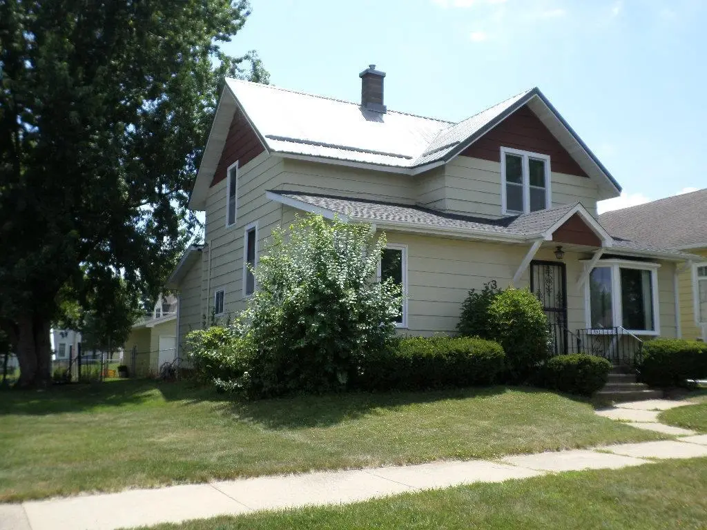 310 W Nott Street, Tomah, WI 54660 - #1