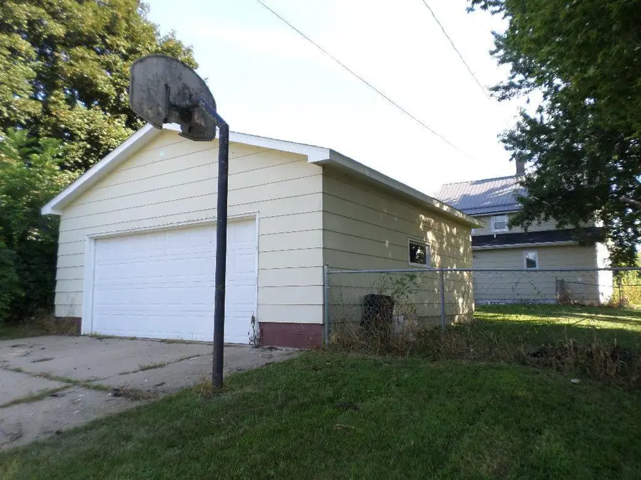 310 W Nott Street, Tomah, WI 54660 - #2