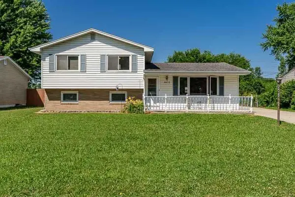 2402 Pioneer Drive, Beloit, WI 53511