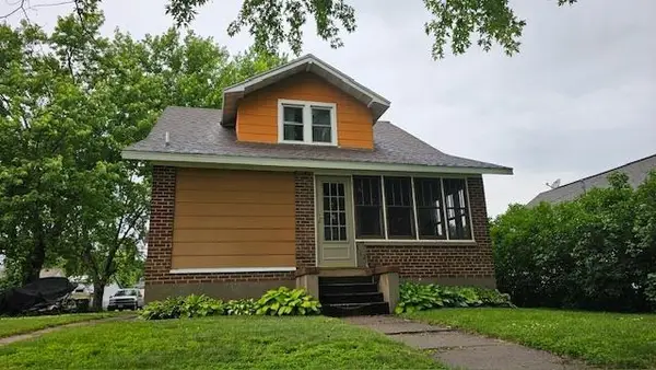 513 N Michigan Street, Prairie Du Chien, WI 53821