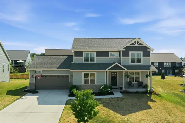 78 Weston Ridge Road, Oconomowoc, WI 53066