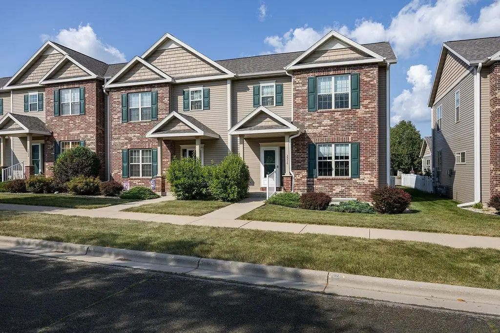 2516 LEOPOLD Way, Sun Prairie, WI 53590 - #1