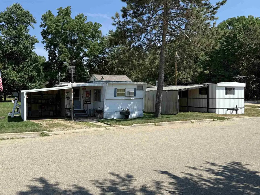 205 Madison Street, Albany, WI 53502 - #2