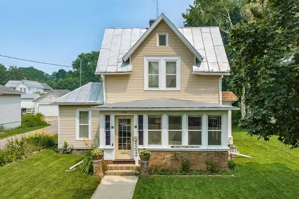 708 Oak Street, Baraboo, WI 53913