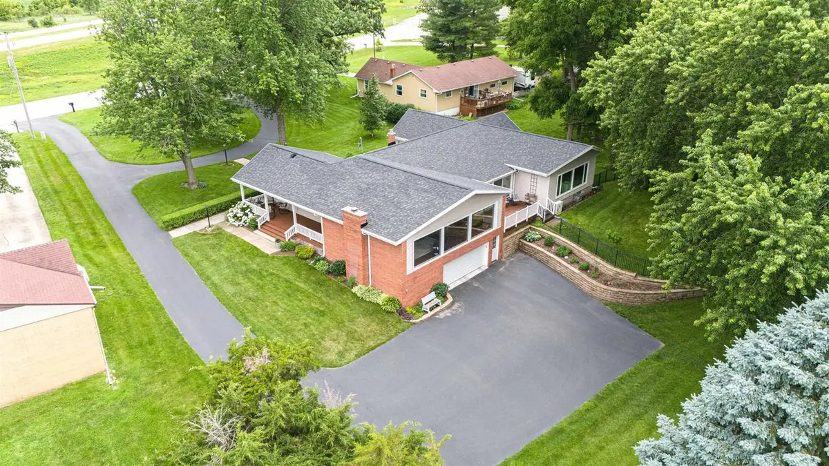 3531 E Shopiere Lane, Beloit, WI 53511 - #1