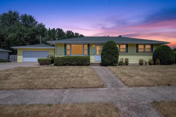 920 W Sunset Drive, Milton, WI 53563