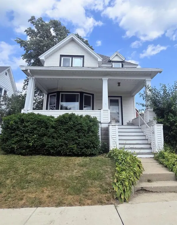 240 N Bridge Street, Markesan, WI 53946