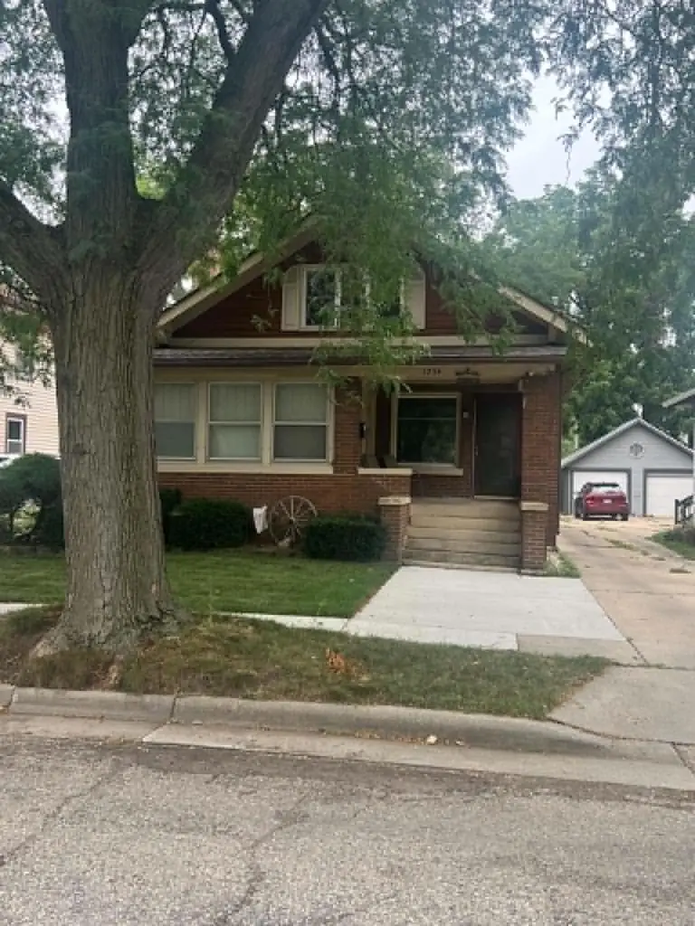 1234 E Porter Avenue, Beloit, WI 53511 - #2