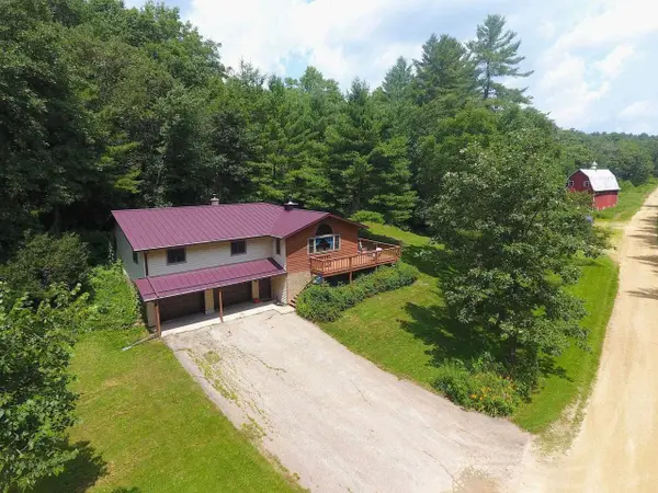 14946 Gerber Lane, Cazenovia, WI 53924