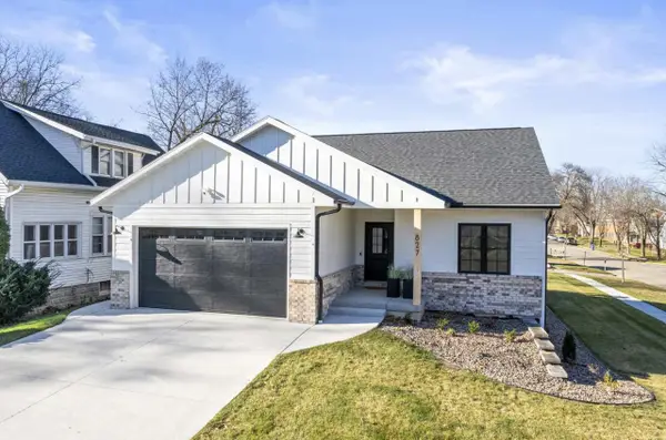 827 Cedar Street, Wisconsin Dells, WI 53965