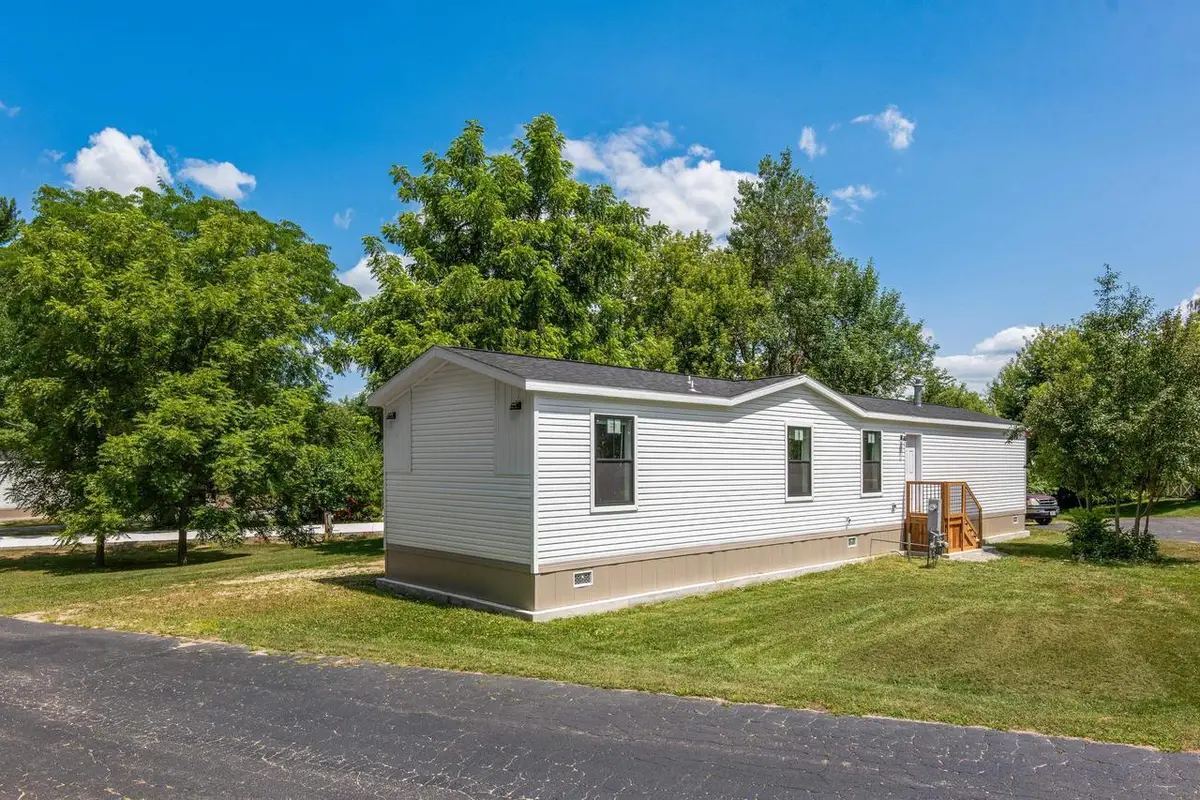 W2354 State Road 23 Road #406, Green Lake, WI 54941 - #1