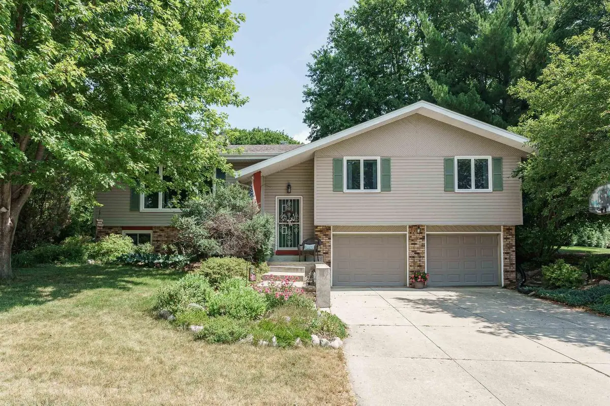 432 Applewood Lane, Janesville, WI 53548 - #1