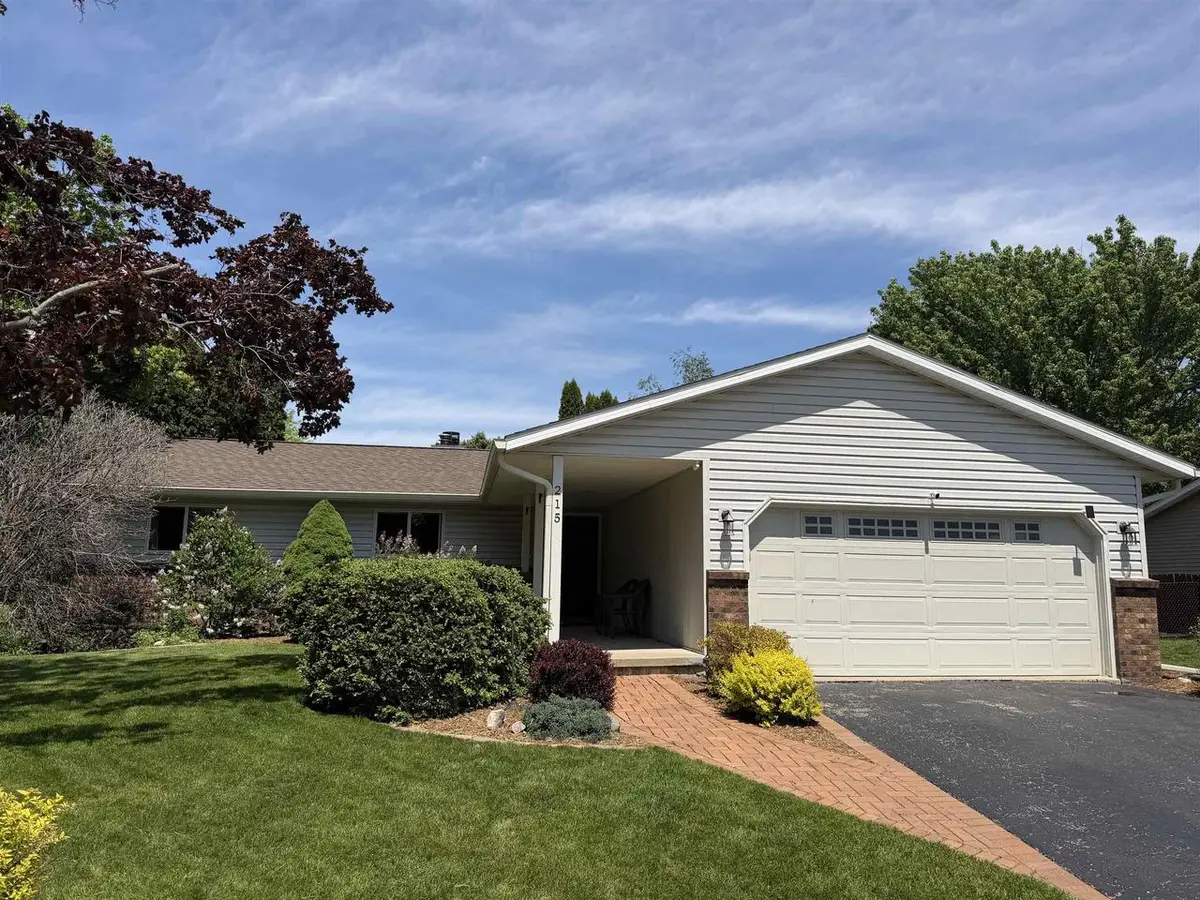 215 W Oak Street, Cottage Grove, WI 53527 - #1