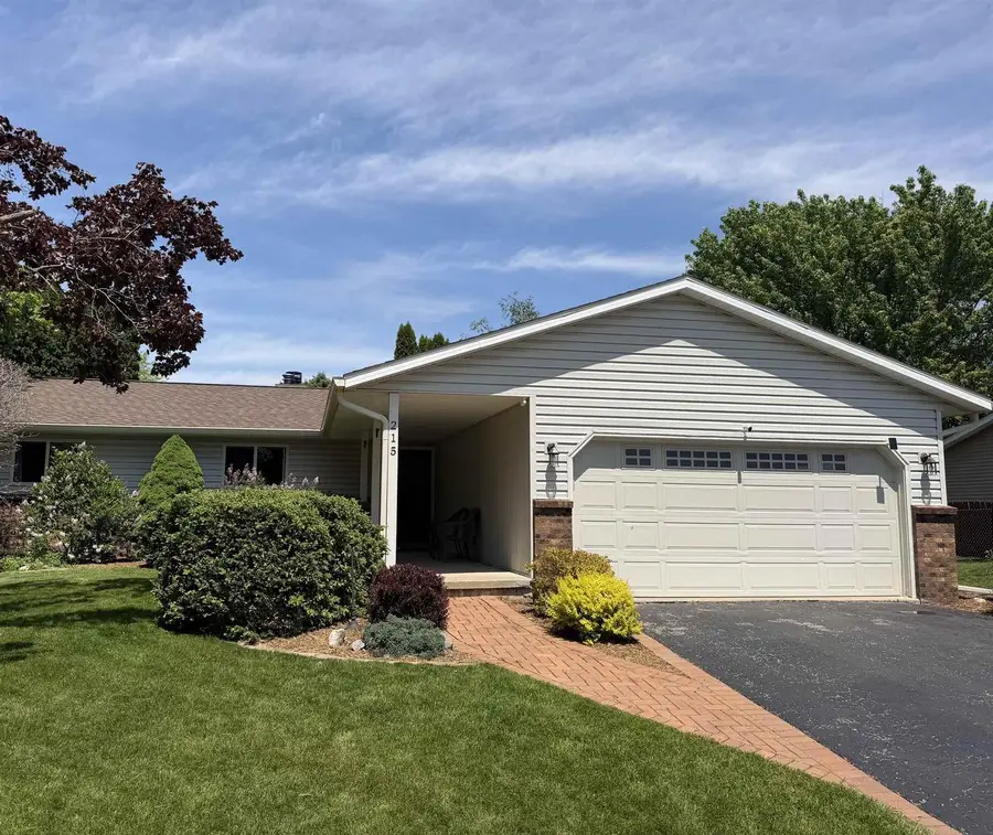 215 W Oak Street, Cottage Grove, WI 53527 - #3