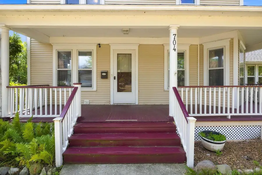704 E SHERMAN Avenue, Fort Atkinson, WI 53538 - #3