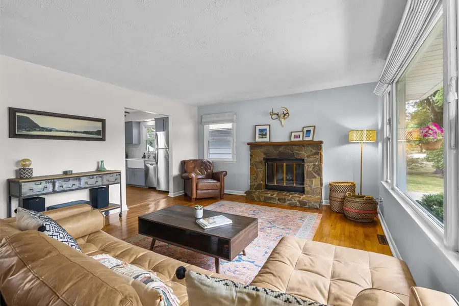 110 Buckingham Lane, Madison, WI 53714 - #3