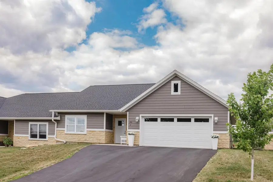 190 Antoine Street #2, Mineral Point, WI 53565 - #2