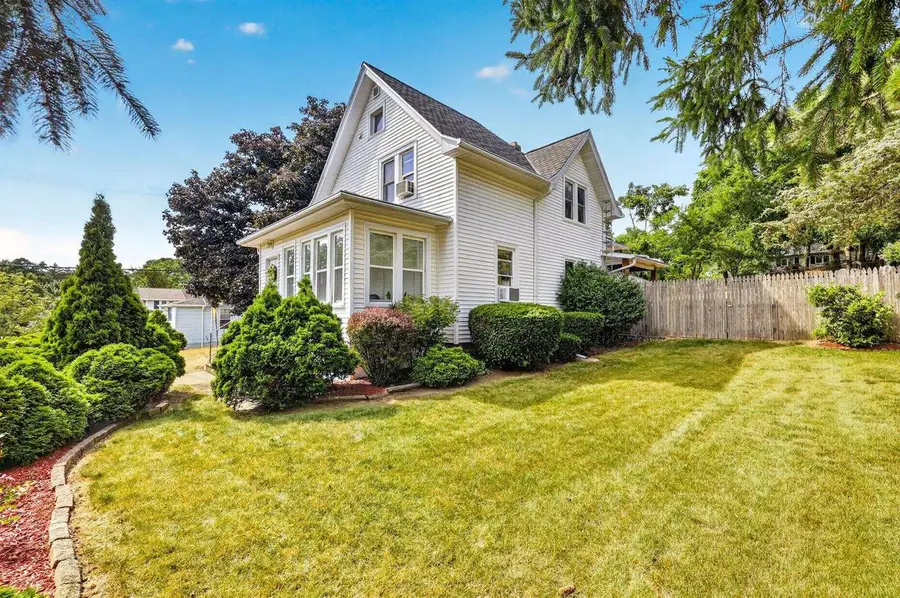 16 Legreid Street, Deerfield, WI 53531 - #3