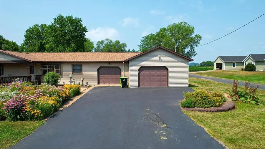965 Allen Road, New Lisbon, WI 53950 - #3