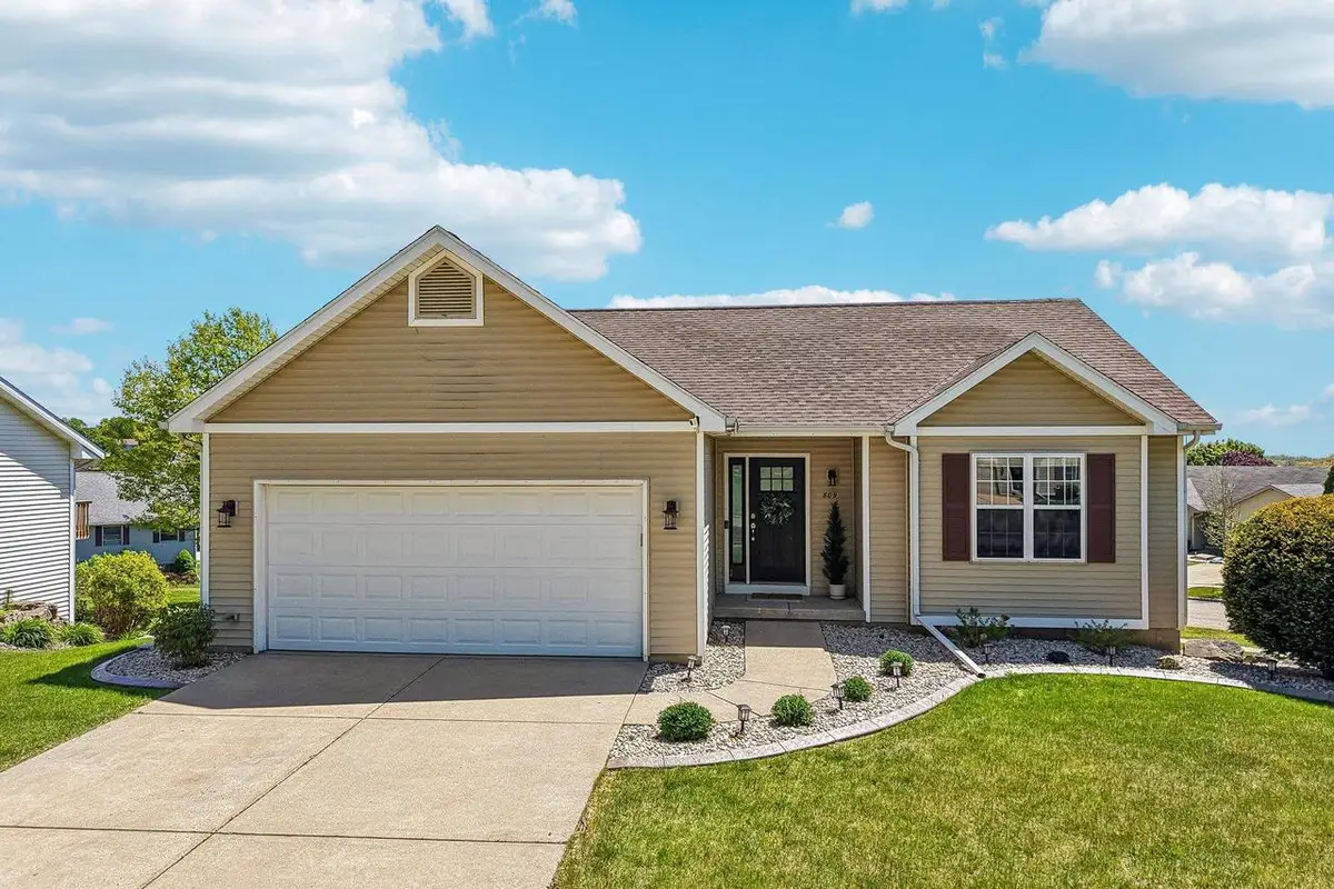 809 Brookstone Crest, Mount Horeb, WI 53572 - #1