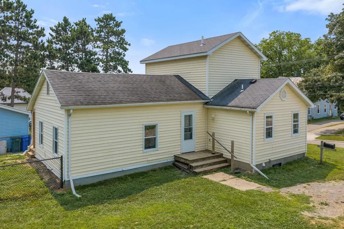 422 Ridge Street, Baraboo, WI 53913 - #1