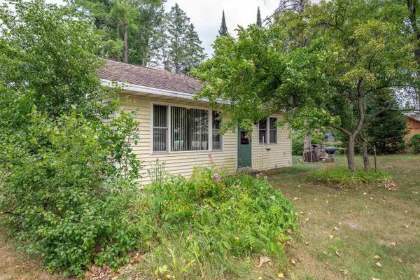 N8005 Tuttle Lake Road, Neshkoro, WI 54960