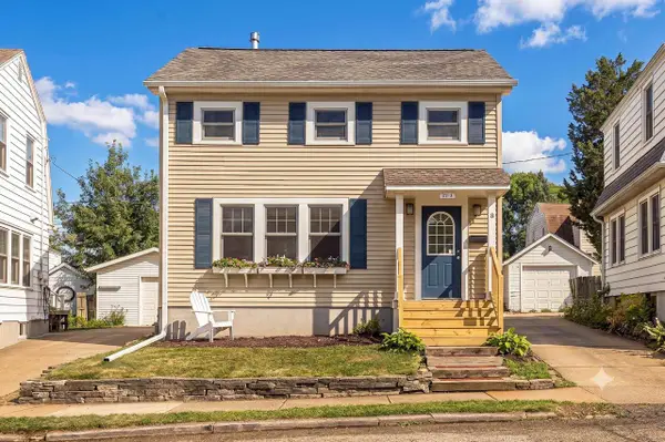 3213 Center Avenue, Madison, WI 53704